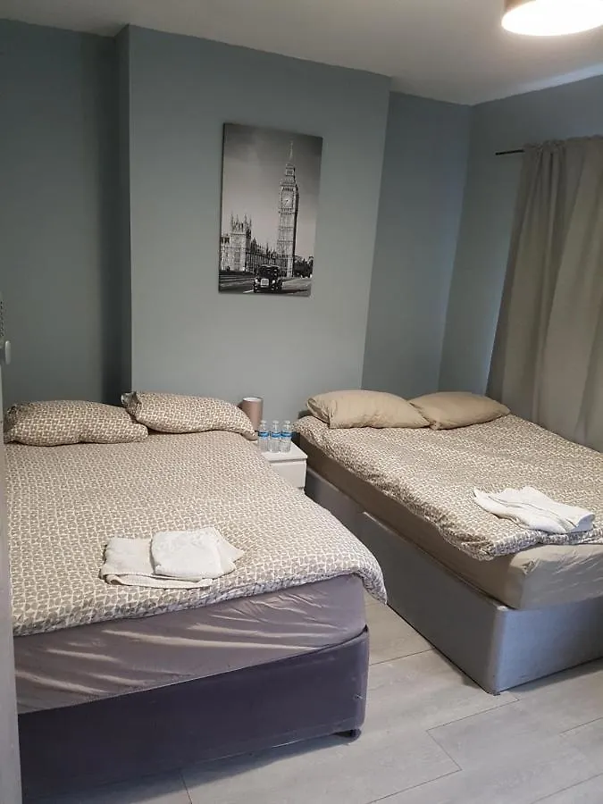 Atlas Road Guest House  Cardiff